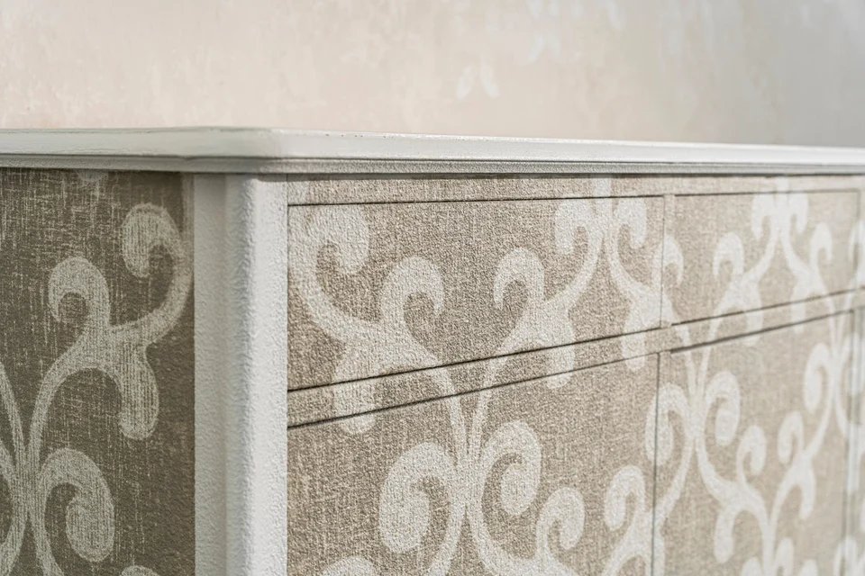 Woodress — Decoro classico · dettaglio